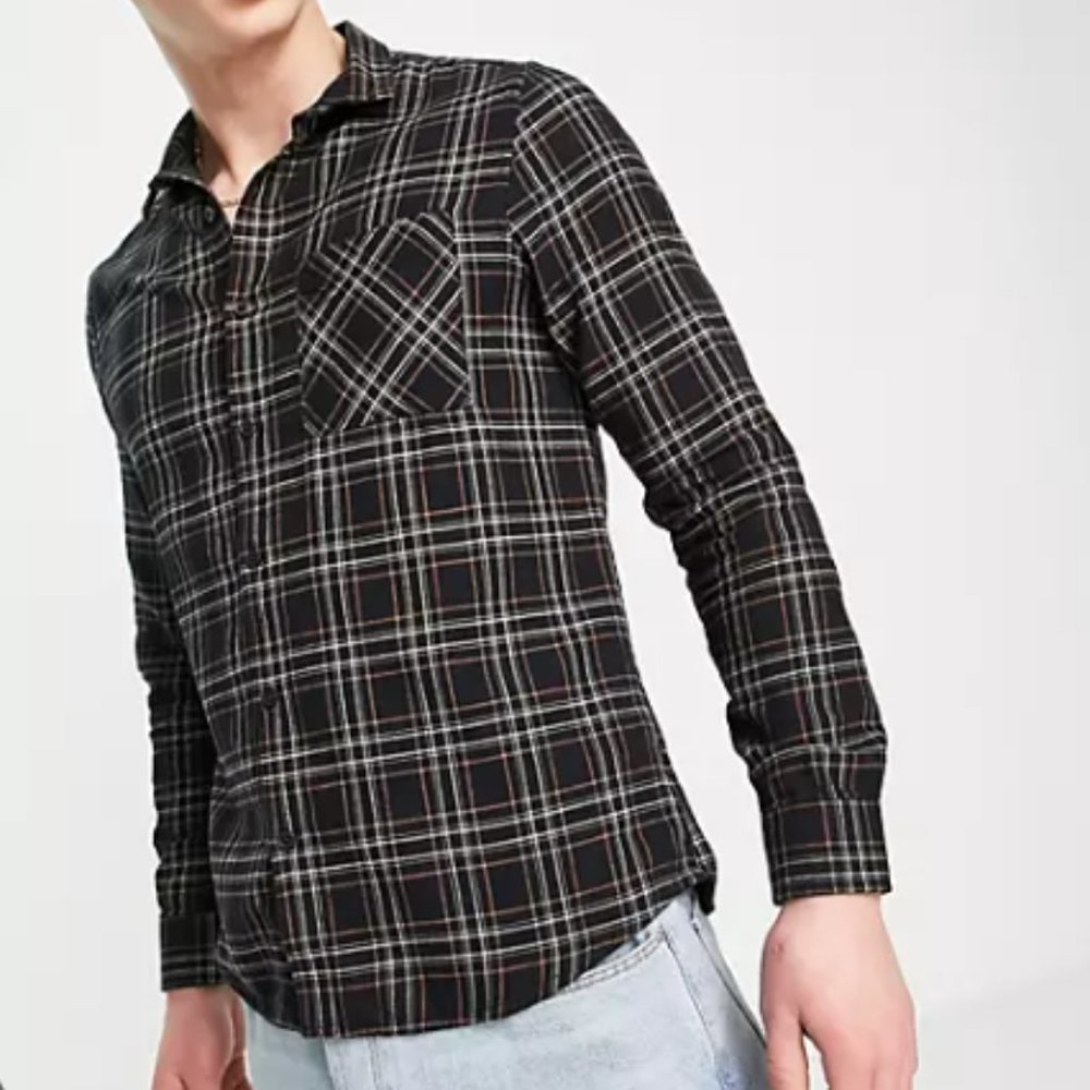 New Look long sleeve check shirt in Black